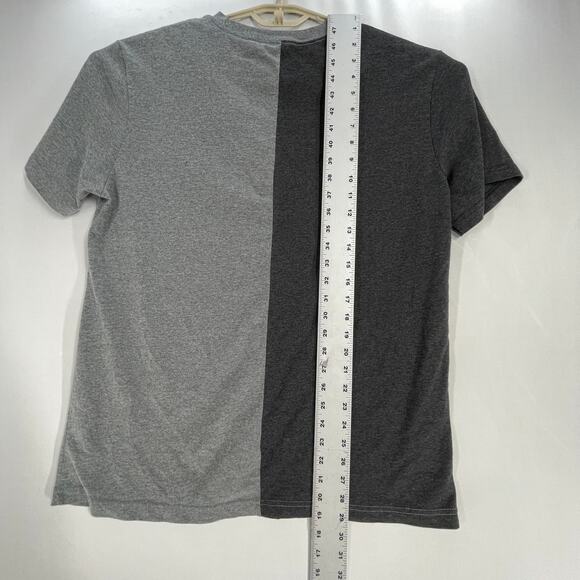 Marvel Avengers Infinity War Gauntlet Tee Shirt Adult Size XL Black Gray Comics - Picture 3 of 5